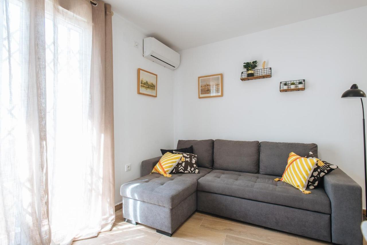 El Apartamento Del Reloj De Sol Севилья Экстерьер фото