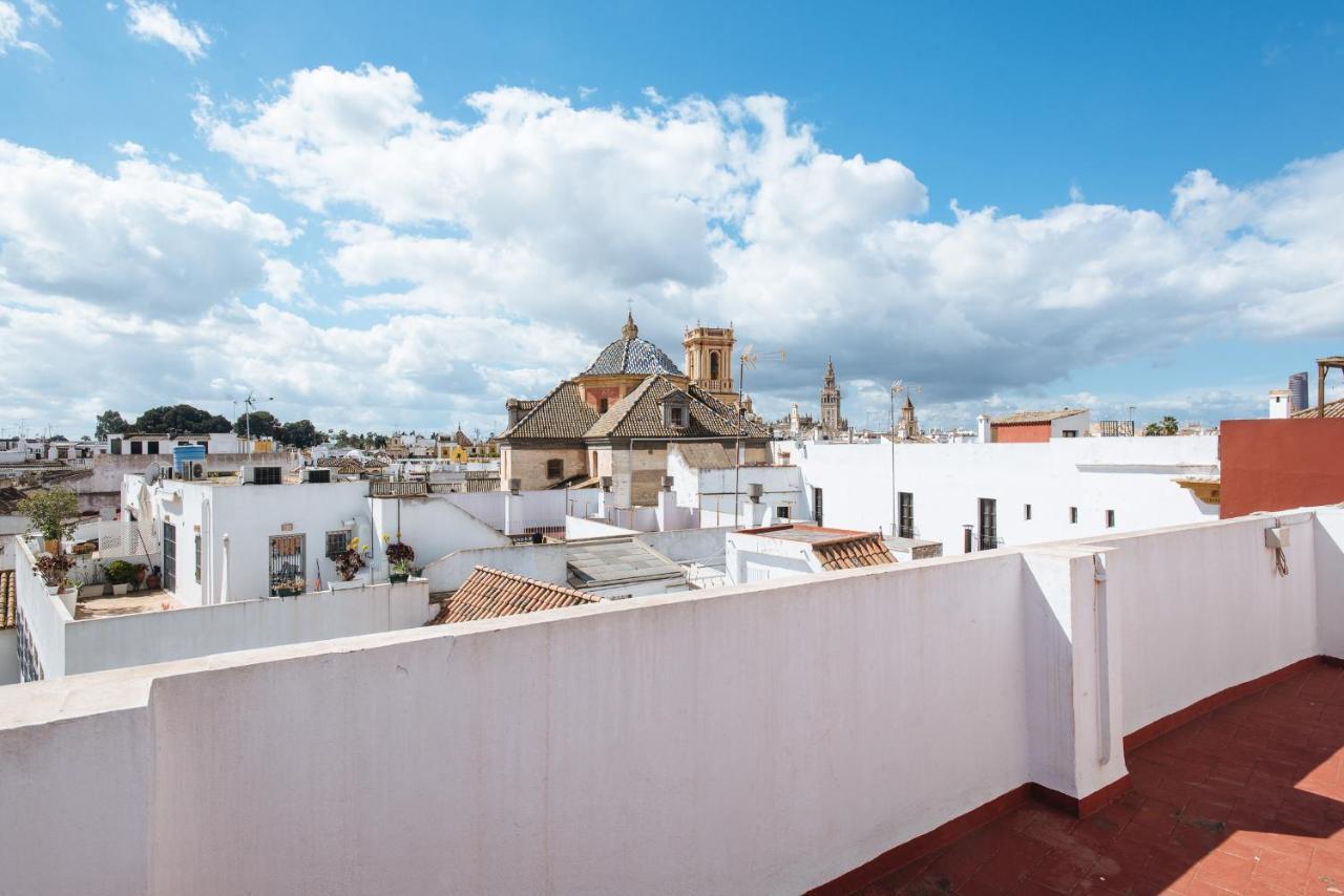El Apartamento Del Reloj De Sol Севилья Экстерьер фото